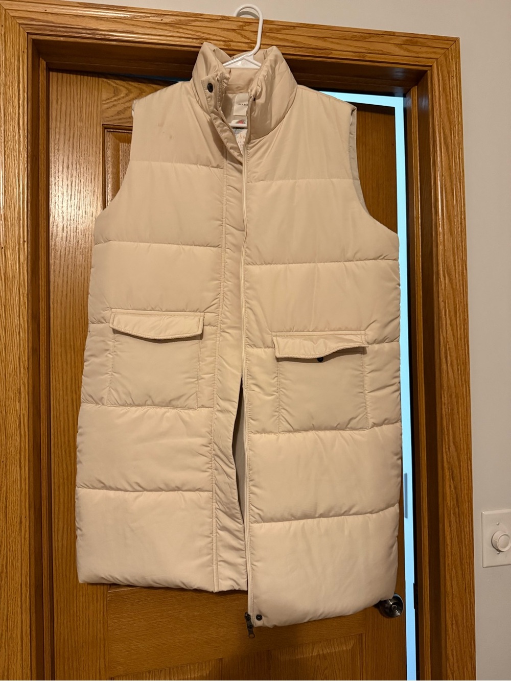 Sleeveless Cream Puffer Vest - Women's Lightweight Layer